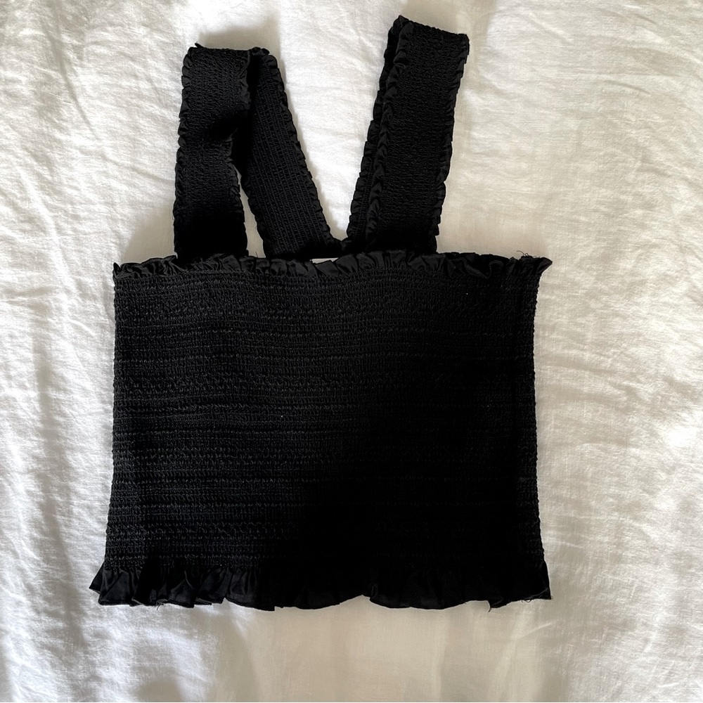 Isalis Ray Crop in Black. Size Medium
